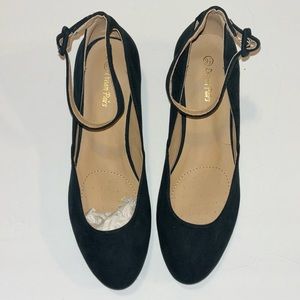 Dark green/ black flat wedges